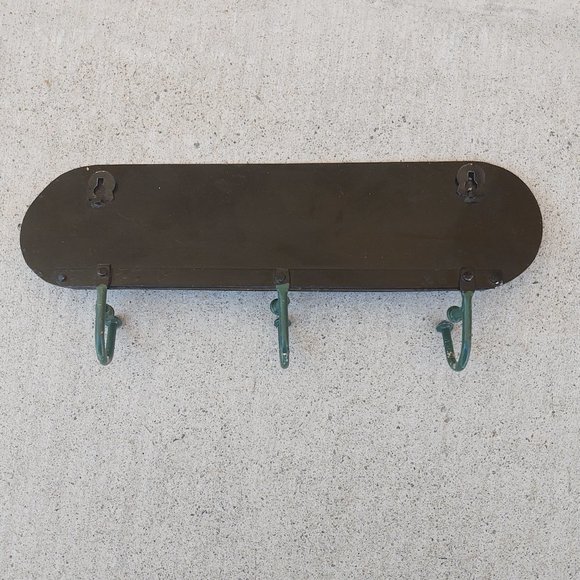 3 Metal Hooks Wall Mounted Rack Hand Painted Skirt Flower Garden Hanger Keys Hat - Picture 2 of 8